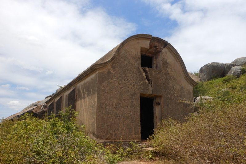 Dilapidated structure on Rayakottai Fort, Tamil Nadu